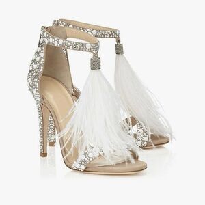Chic White Feather Embellished Heels – Size 9.5 (Best for Size 9)